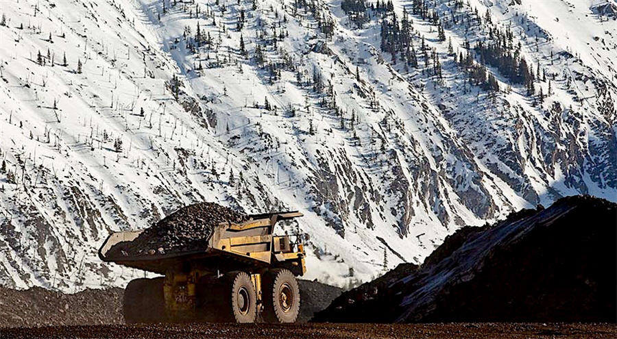 Teck seeks sale of stake in $8 billion coal business
