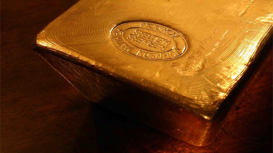 Gold price approaching record high as Ukraine, inflation risks mount