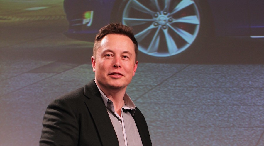 Musk tamps down speculation that Tesla will mine lithium