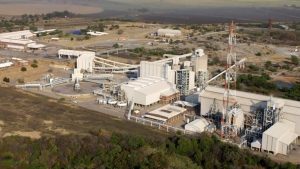 Eastplats reports narrower losses