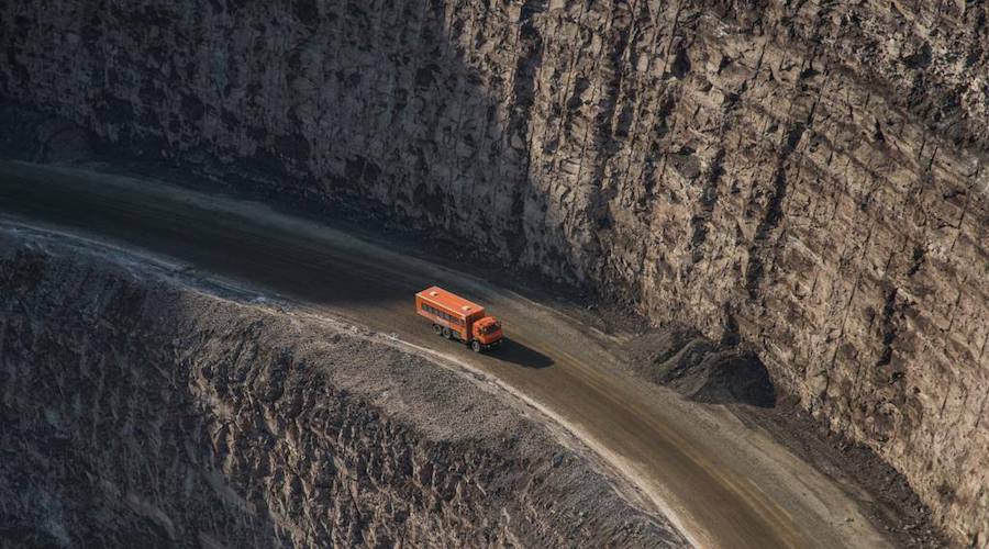 Alrosa flags smaller-than-expected decline in annual diamond output