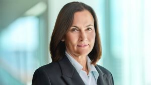 Newmont flags 2026 production dip as record $7.3bn free cash flow fuels growth push