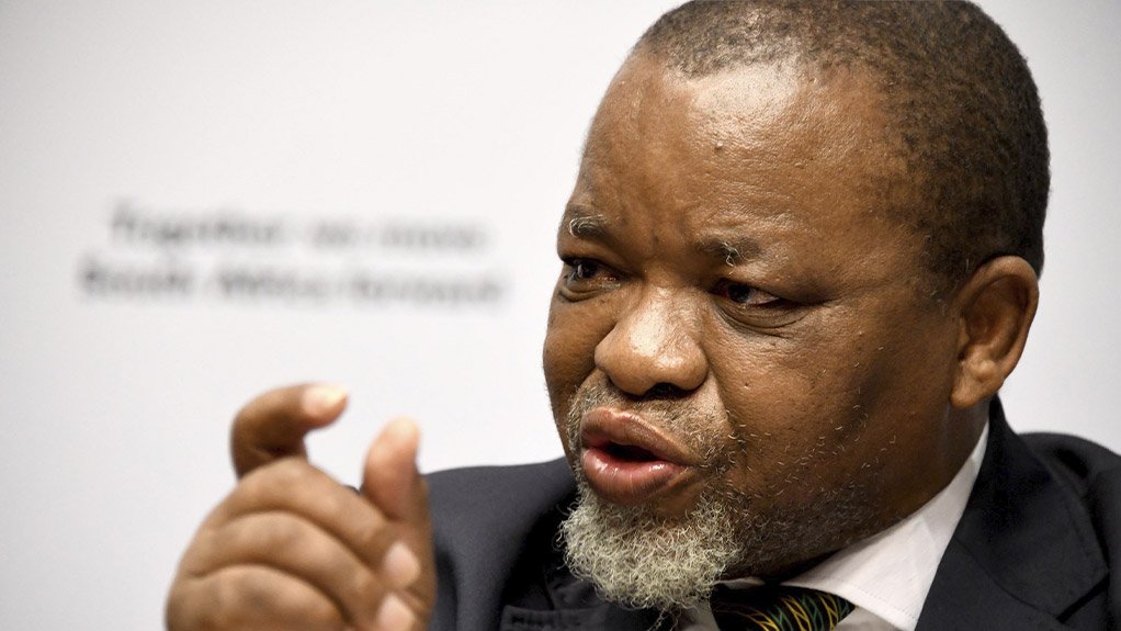 Mantashe expects to receive Ekapa update later on Tuesday