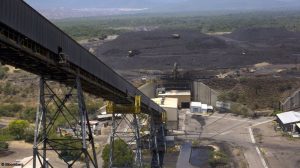 Colombia urges Glencore to discuss Cerrejon coal mine closure with local authorities