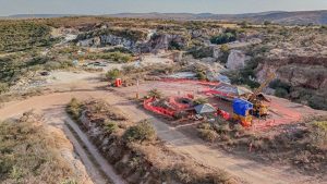 Mexican silver explorer Sinda files to list on NYSE