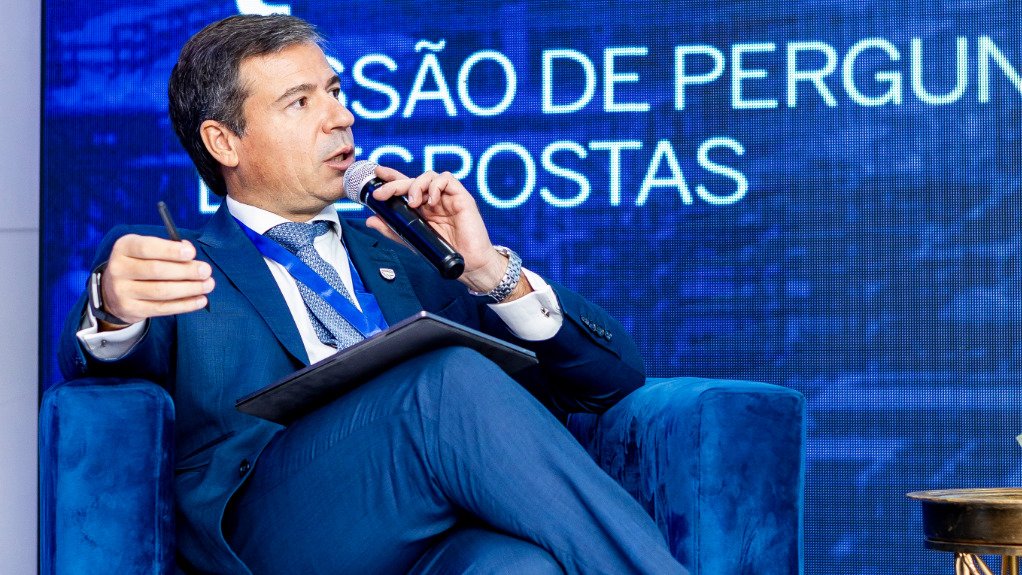 Standard Bank outlines macroeconomic spinoffs from $30bn Rovuma LNG project