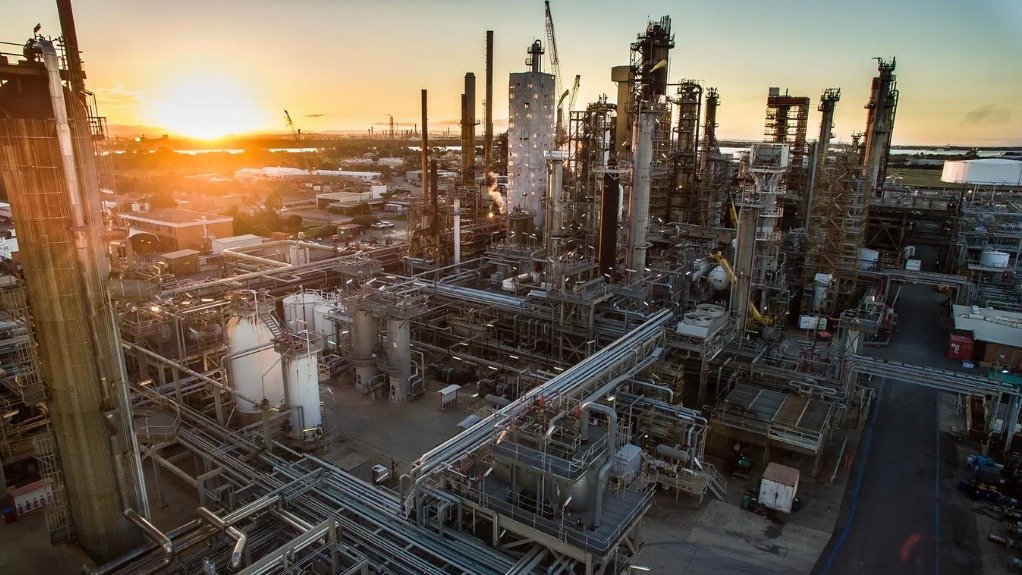 Australia plans first domestic oil refinery in 60 years to boost fuel security