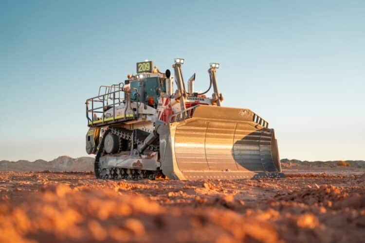 Liebherr dozers join MACA fleet at Duketon
