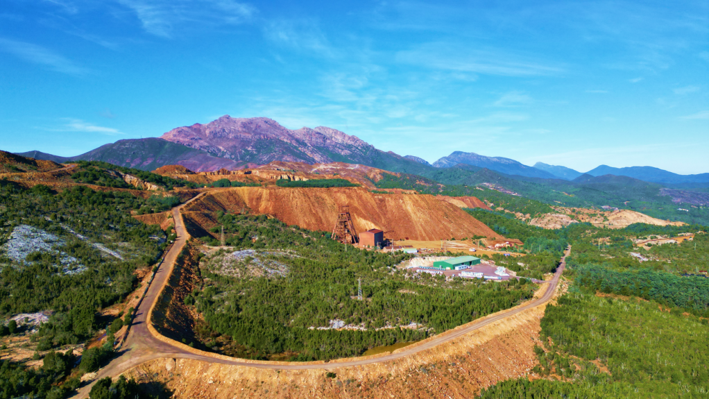 Two new projects win Sibanye-Stillwater thumbs up