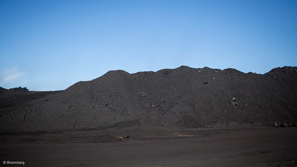 China’s fossil-fuelled power output falls 4.3% in August as clean energy gains