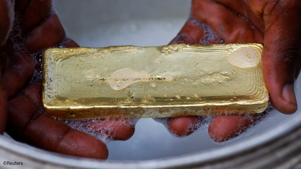 Ghana to focus on rebuilding reserves as gold exports pause
