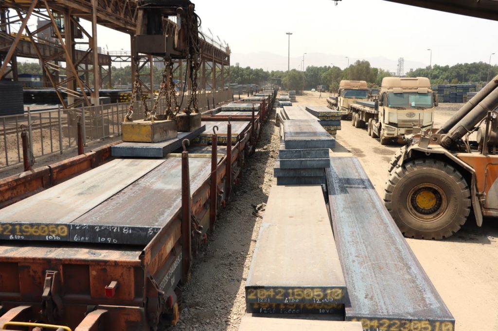 Reduction in Logistics Costs with a 9-Fold Jump in Rail Transport at Hormozgan Steel