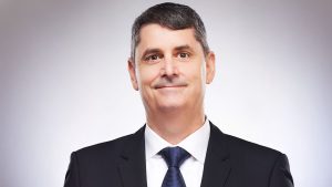 Barrick CEO says North American IPO could slide into next January