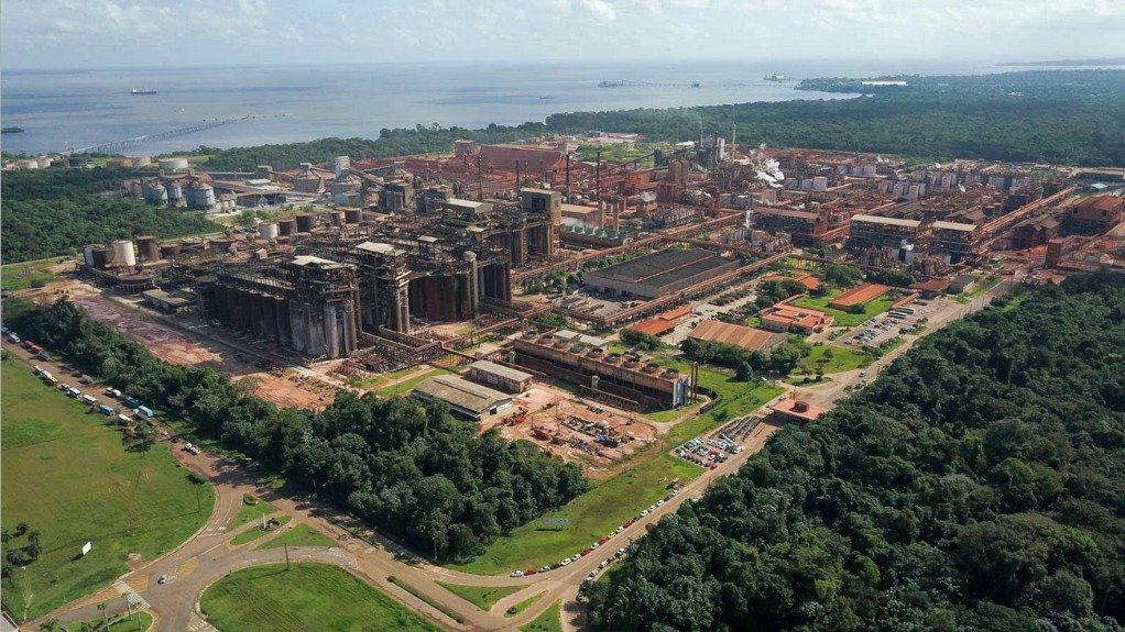 Norsk Hydro flags higher smelting costs after quarterly profit miss