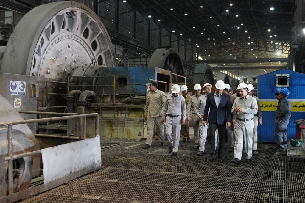 CEO of National Copper Company Visits Sarcheshmeh Copper Complex Concentration Plant